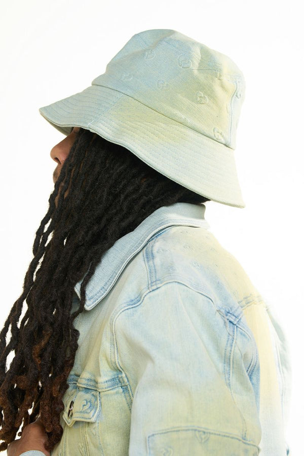 "MENDING HEARTS" EMBOSSED BUCKET HAT (LIGHT BLUE/SAND)